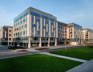 C&W agentem warszawskiego kompleksu