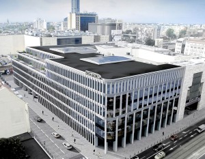 LC Corp coraz śmielej inwestuje