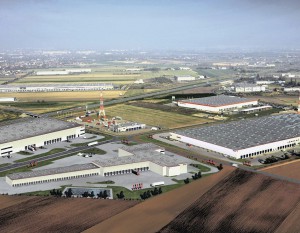 GUS: pod względem powierzchni przekazanej do eksploatacji przeważają budynki przemysłowe i magazynowe