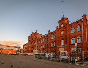 [Gdańsk] Remontowana Stocznia Cesarska ma pierwszych najemców