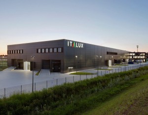 [Warszawa] Dystrybutor bakalii wynajmuje w magazynie firmy Italux