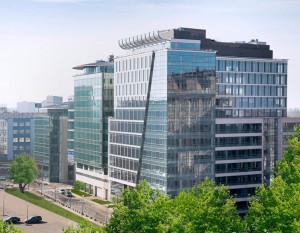 [Warszawa] Trzy firmy z powierzchniami w biurowcu Crown Square