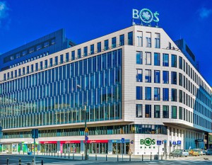 [Warszawa] Niemiecki właściciel pozbywa się Feniksa