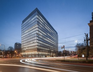 [Warszawa] Skanska rusza z budową biurowca P180