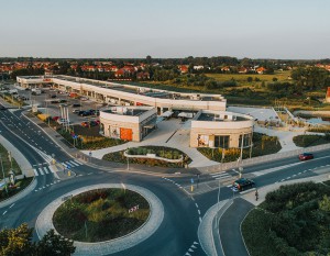 [Warszawa] Ghelamco sprzedało handlowy kompleks Plac Vogla