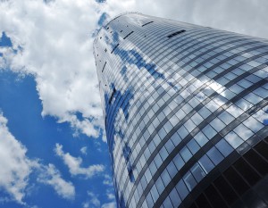 [Wrocław] Najemcy pozostają w Sky Tower