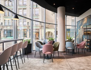 [Wrocław] Wratislavia Tower zyskała nowe życie jako czterogwiazdkowy hotel