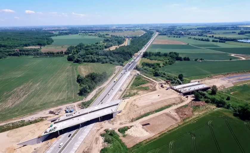Rok budowy drogi S3 Legnica (A4)